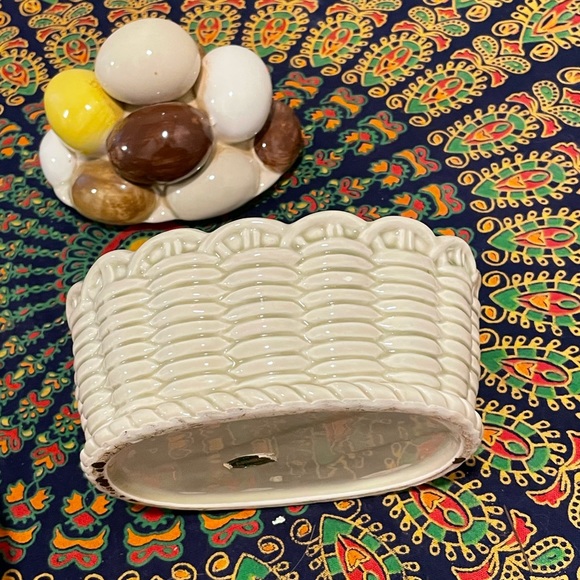 Vintage Armbee made in Japan ceramic egg basket with lid. EUC!! - Picture 5 of 16